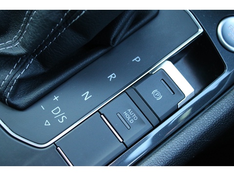 2.0 TDI R-Line SUV 5dr Diesel DSG Euro 6 (s/s) (150 ps)