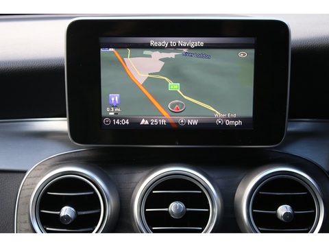 2.0 C300 AMG Line (Premium) Coupe 2dr Petrol G-Tronic+ Euro 6 (s/s) (245 ps)