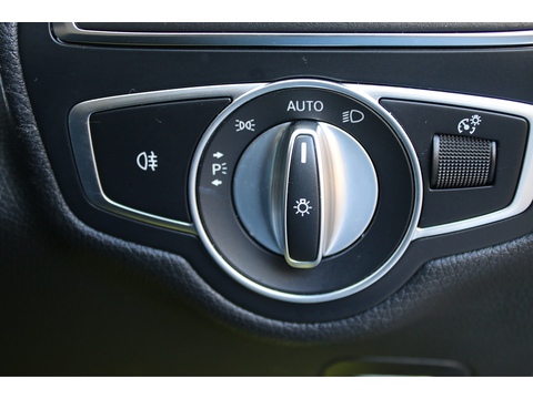 2.0 C300 AMG Line (Premium) Coupe 2dr Petrol G-Tronic+ Euro 6 (s/s) (245 ps)