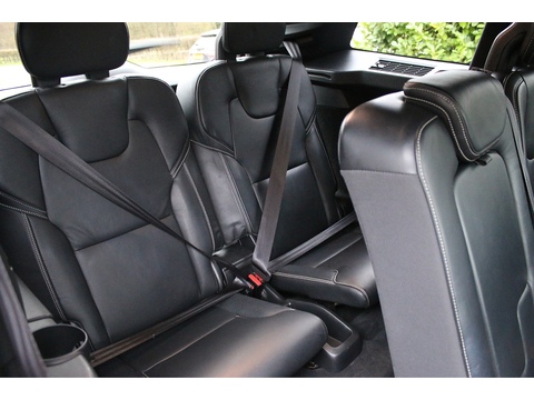2.0 D5 PowerPulse R-Design SUV 5dr Diesel Auto 4WD Euro 6 (s/s) (235 ps)