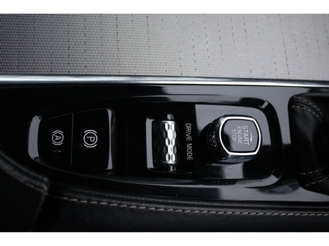 2.0 D5 PowerPulse R-Design SUV 5dr Diesel Auto 4WD Euro 6 (s/s) (235 ps)