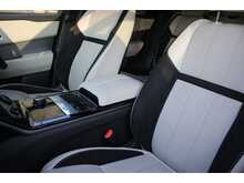 Land Rover Range Rover Velar D240 R-Dynamic S 