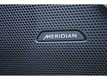 Land Rover Range Rover Velar D240 R-Dynamic S 