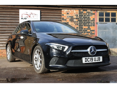 1.3 A180 Sport (Executive) Hatchback 5dr Petrol Manual Euro 6 (s/s) (136 ps)