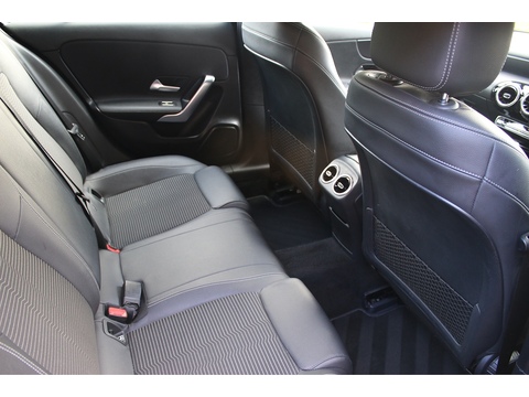 1.3 A180 Sport (Executive) Hatchback 5dr Petrol Manual Euro 6 (s/s) (136 ps)