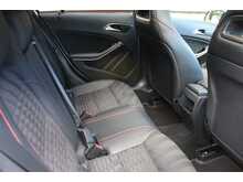 Mercedes-Benz A Class A180 CDI AMG Night Edition 