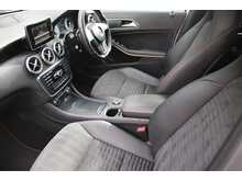Mercedes-Benz A Class A180 CDI AMG Night Edition 
