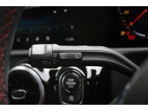 1.3 A180 AMG Line (Executive) Hatchback 5dr Petrol 7G-DCT Euro 6 (s/s) (136 ps)
