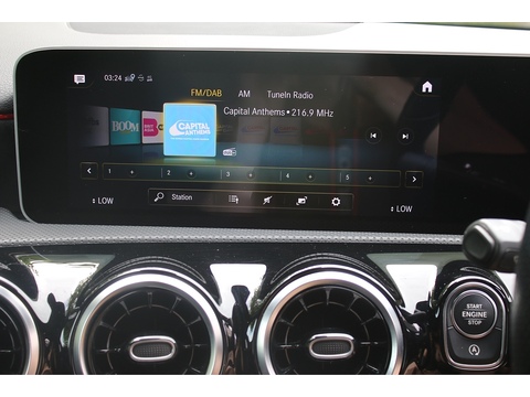 1.3 A180 AMG Line (Executive) Hatchback 5dr Petrol 7G-DCT Euro 6 (s/s) (136 ps)