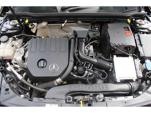 1.3 A180 AMG Line (Executive) Hatchback 5dr Petrol 7G-DCT Euro 6 (s/s) (136 ps)