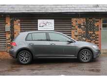Volkswagen Golf TSI BlueMotion Tech SE Nav 