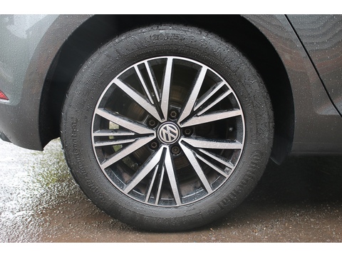 1.4 TSI BlueMotion Tech SE Nav Hatchback 5dr Petrol DSG Euro 6 (s/s) (125 ps)