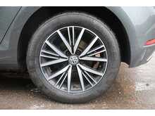 Volkswagen Golf TSI BlueMotion Tech SE Nav 
