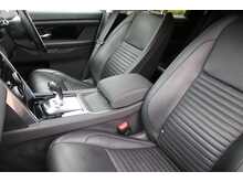 Land Rover Discovery Sport D180 MHEV SE 