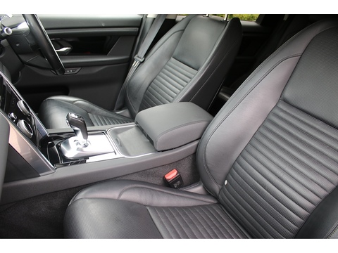 2.0 D180 MHEV SE SUV 5dr Diesel Auto 4WD Euro 6 (s/s) (180 ps)