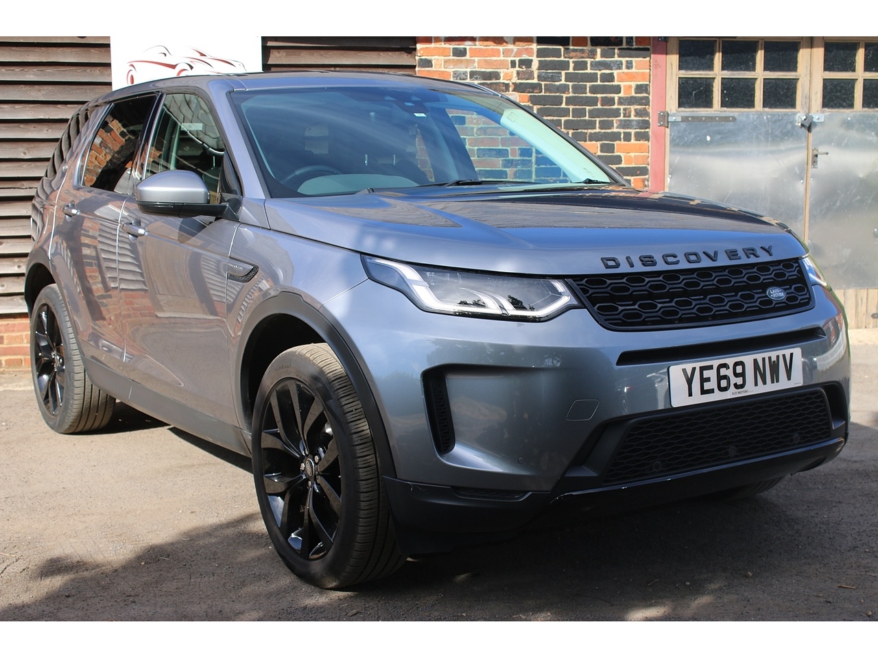 Land Rover 2.0 D180 MHEV SE SUV 5dr Diesel Auto 4WD Euro 6 (s/s) (180 ps)
