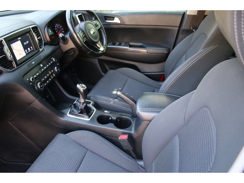 1.7 CRDi 2 SUV 5dr Diesel Manual Euro 6 (s/s) (114 bhp)