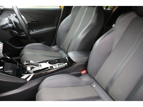 1.2 PureTech GT Line Hatchback 5dr Petrol EAT Euro 6 (s/s) (130 ps)