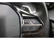 Peugeot 208 PureTech GT Line 