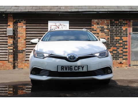 1.8 VVT-h Excel Touring Sports 5dr Petrol Hybrid CVT Euro 6 (s/s) (136 ps)