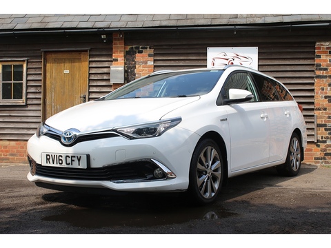 1.8 VVT-h Excel Touring Sports 5dr Petrol Hybrid CVT Euro 6 (s/s) (136 ps)