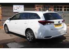 Toyota Auris VVT-h Excel 