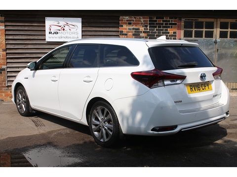 1.8 VVT-h Excel Touring Sports 5dr Petrol Hybrid CVT Euro 6 (s/s) (136 ps)