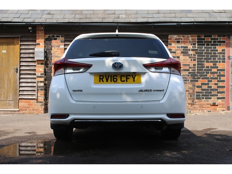 1.8 VVT-h Excel Touring Sports 5dr Petrol Hybrid CVT Euro 6 (s/s) (136 ps)