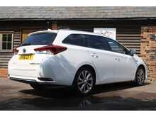 Toyota Auris VVT-h Excel 
