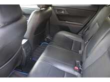 Toyota Auris VVT-h Excel 