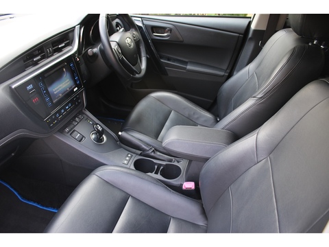 1.8 VVT-h Excel Touring Sports 5dr Petrol Hybrid CVT Euro 6 (s/s) (136 ps)