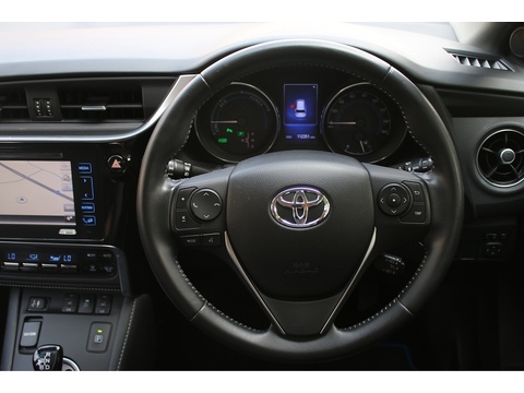 1.8 VVT-h Excel Touring Sports 5dr Petrol Hybrid CVT Euro 6 (s/s) (136 ps)