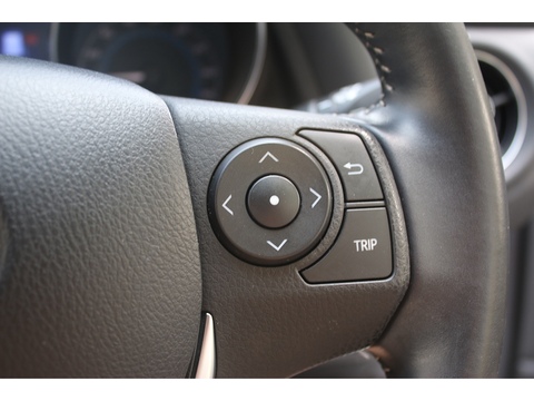 1.8 VVT-h Excel Touring Sports 5dr Petrol Hybrid CVT Euro 6 (s/s) (136 ps)