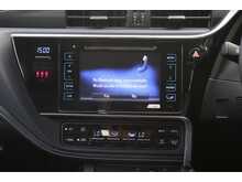 Toyota Auris VVT-h Excel 