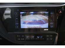 Toyota Auris VVT-h Excel 