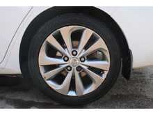 Toyota Auris VVT-h Excel 