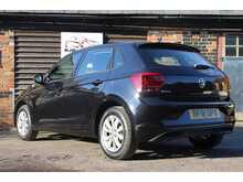 Volkswagen Polo TSI SE 