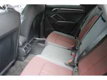 Audi Q3 TFSI CoD S line 