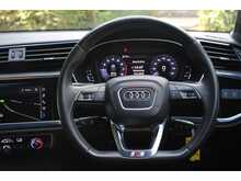 Audi Q3 TFSI CoD S line 