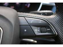 Audi Q3 TFSI CoD S line 