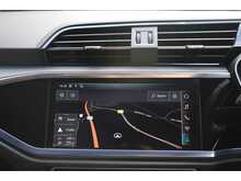 Audi Q3 TFSI CoD S line 