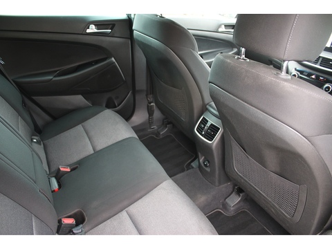 1.6 GDi SE Nav SUV 5dr Petrol Manual Euro 6 (s/s) (132 ps)
