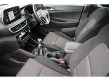 Hyundai TUCSON GDi SE Nav 