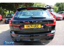 Volvo XC60 B5 MHEV Momentum