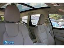 Volvo XC60 B5 MHEV Momentum