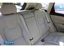 Volvo XC60 B5 MHEV Momentum