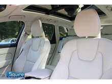 Volvo XC60 B5 MHEV Momentum