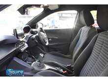 Peugeot 2008 PureTech Active