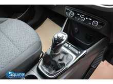 Vauxhall Crossland X SE