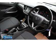 Vauxhall Crossland X SE
